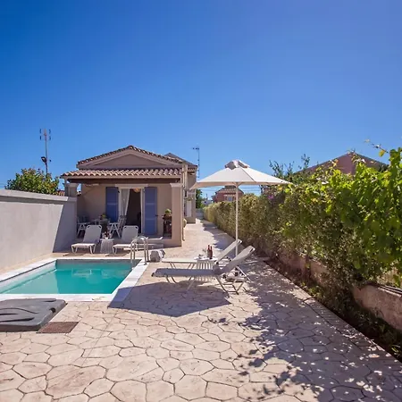 Cosmos Angelina Вилла *